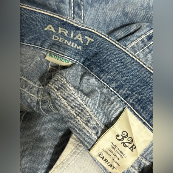 Ariat Boyfriend Shorts 32R - Picture 3 of 4